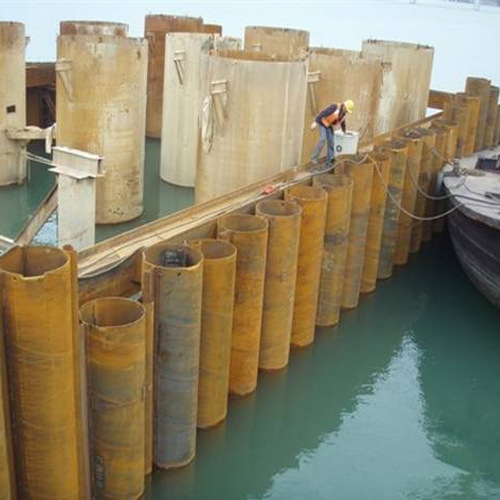 焦作钢护筒现场安装